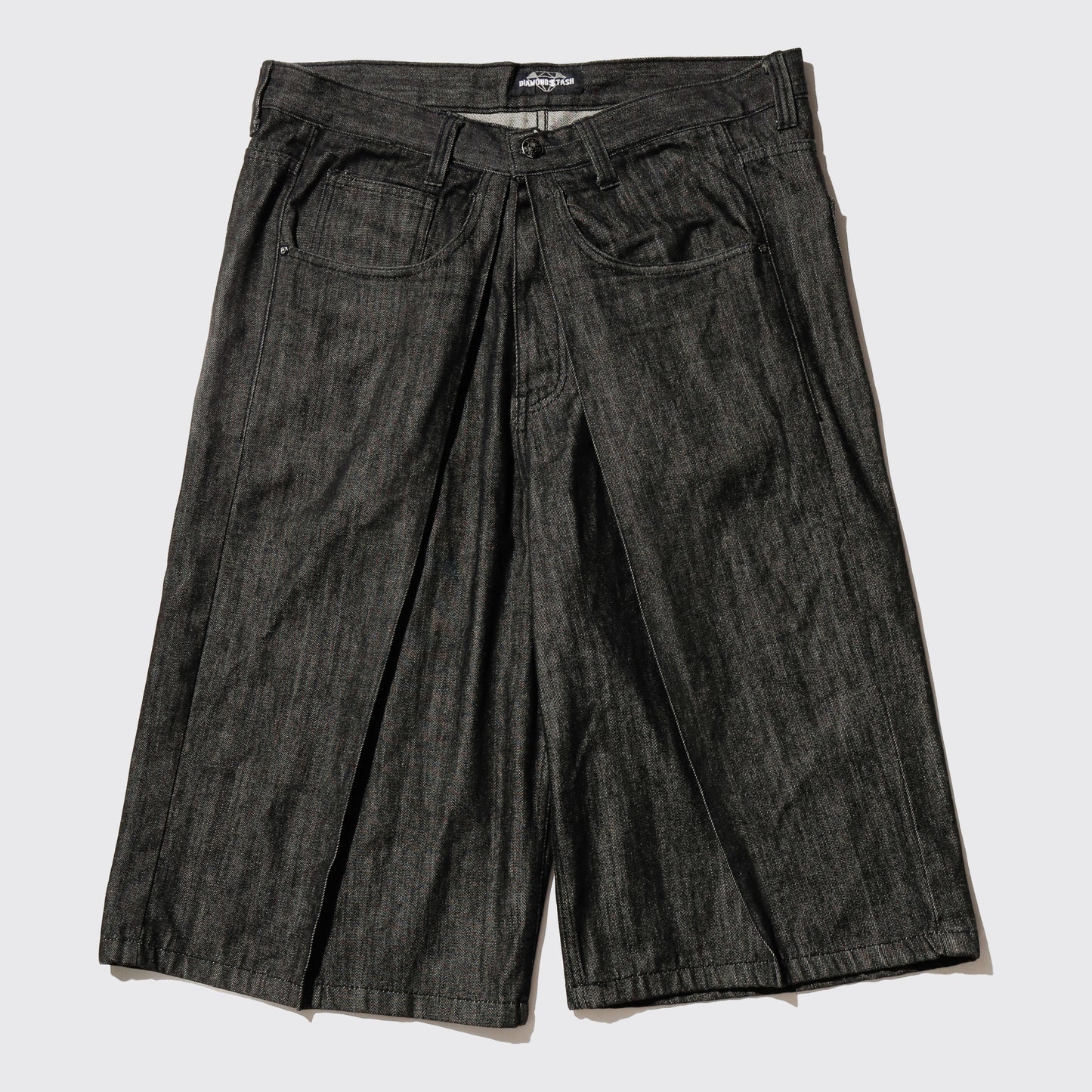 vintage center tucked wide denim shorts