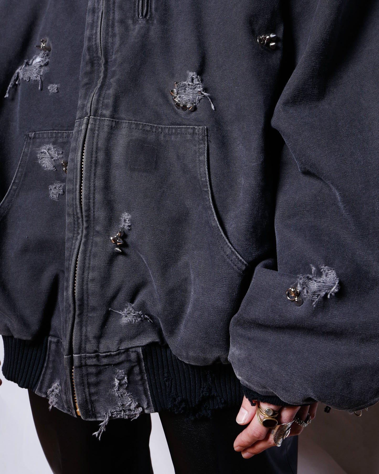 *one-off carhartt studs broken active jacket
