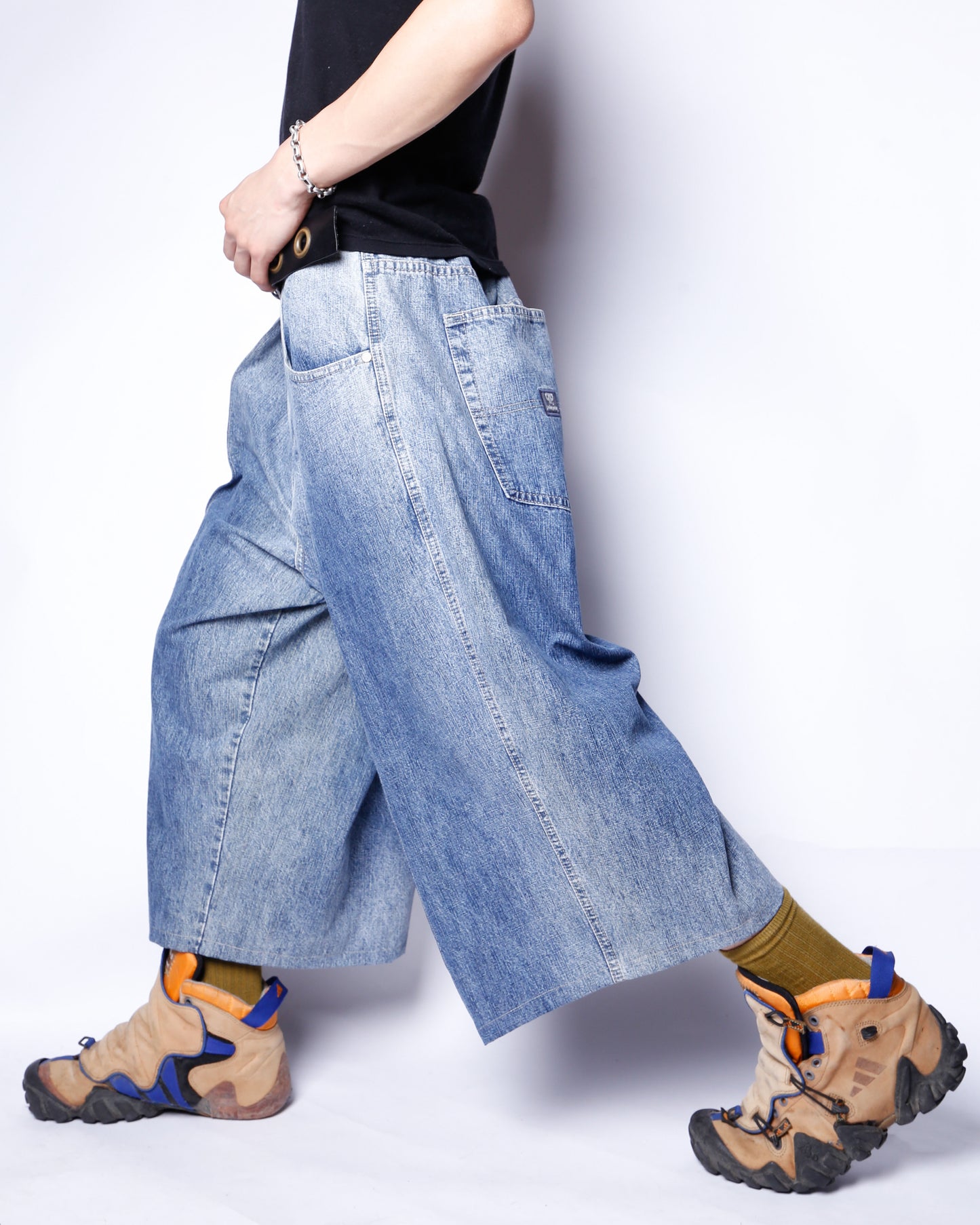 vintage pelle pelle center tuck baggy shorts