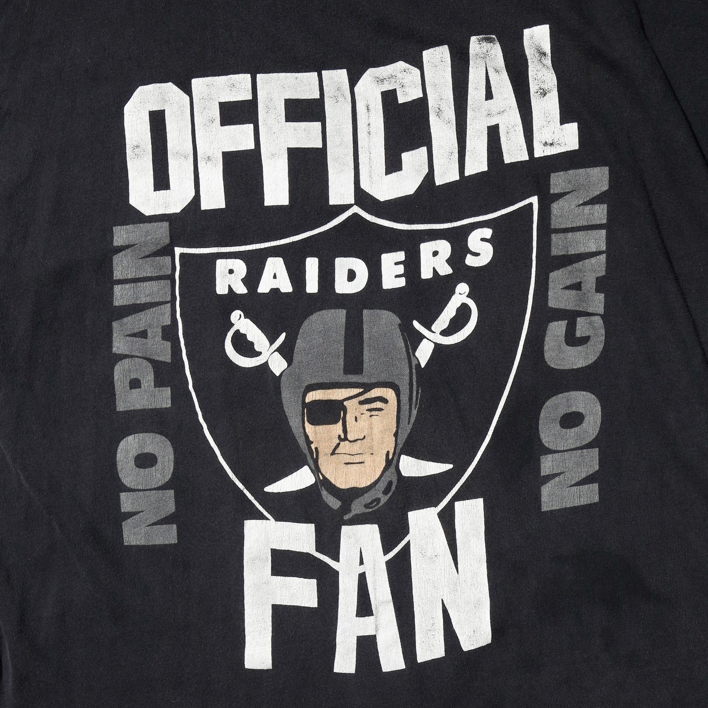 vintage 90's Raiders "commitment to excellence" official fun t-shirt