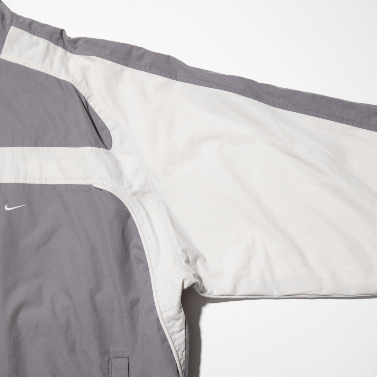 vintage 00's nike loose track jacket