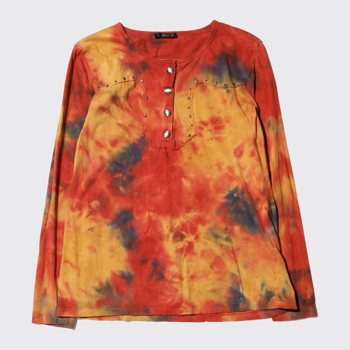 vintage studs cross volcano l/s