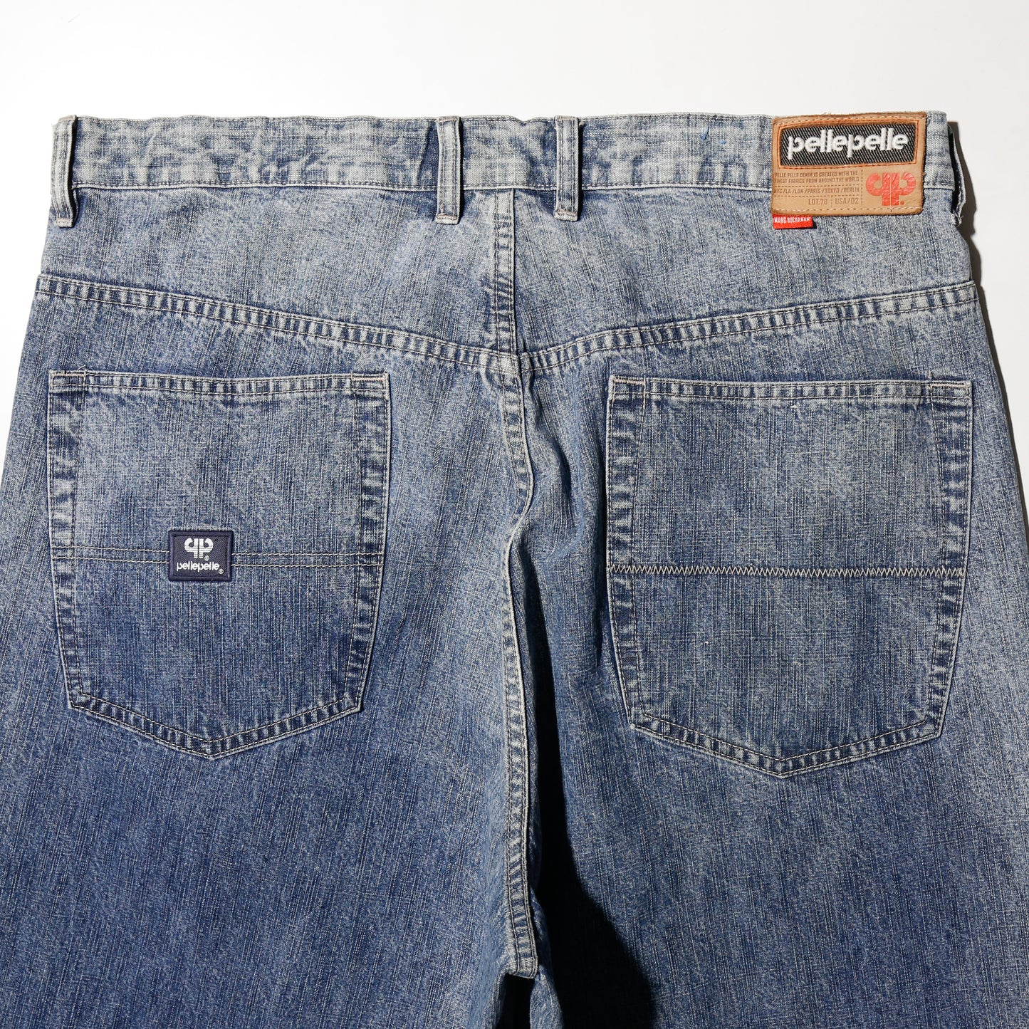 vintage pelle pelle center tuck baggy shorts