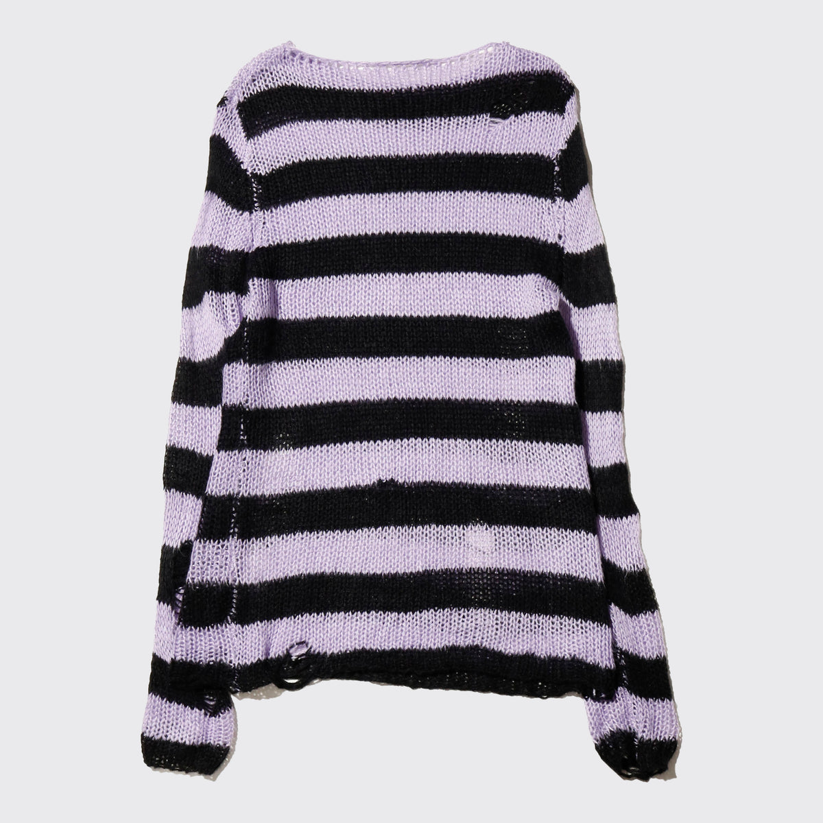 *one-off broken low gauge border sweater