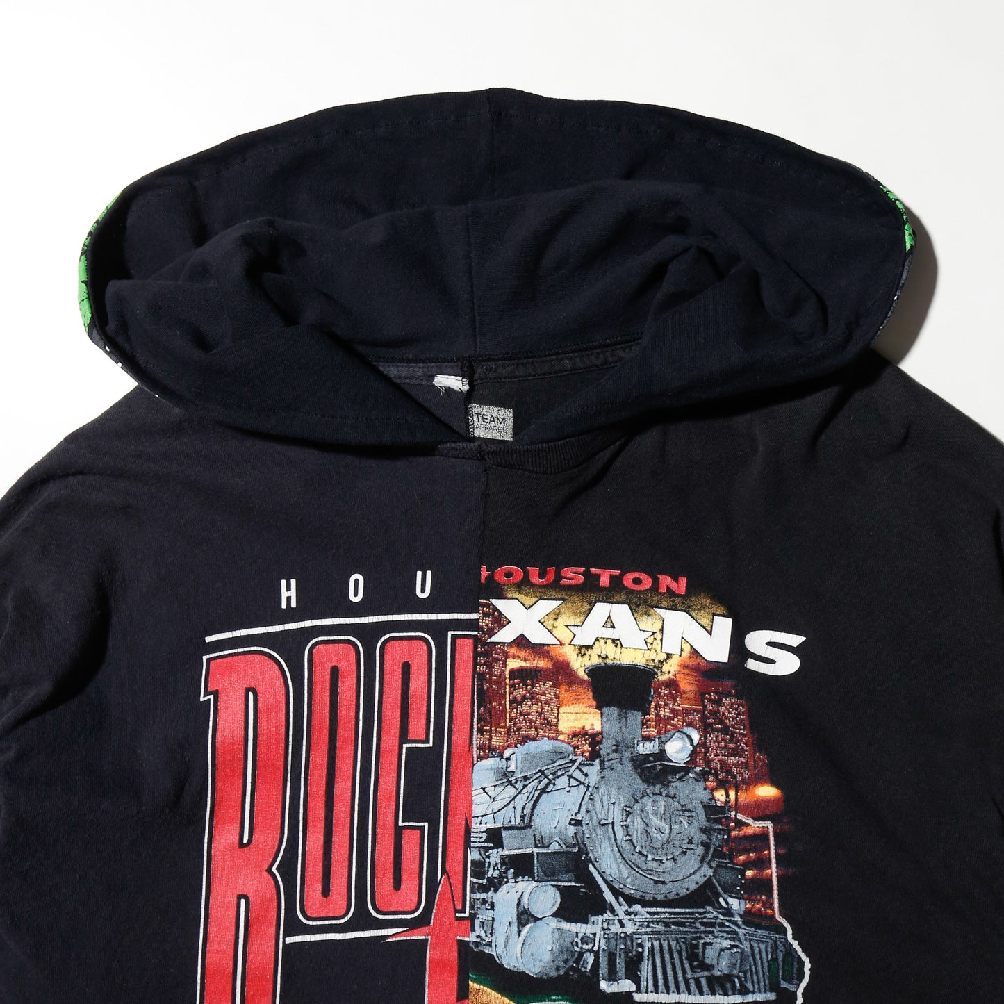 *one-off hybrid hooded cut sew, with detachable gloves