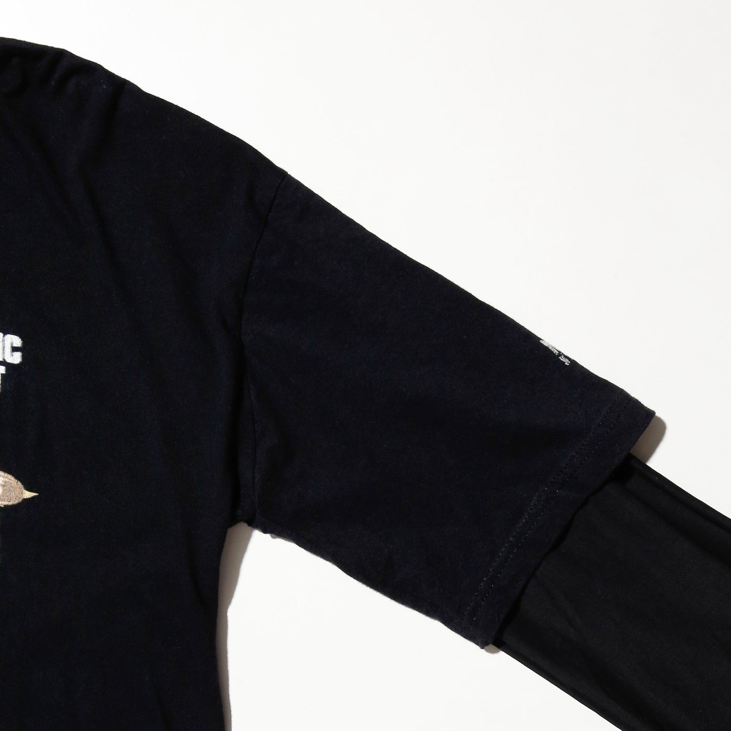 *one-off hybrid hooded cut sew, with detachable gloves