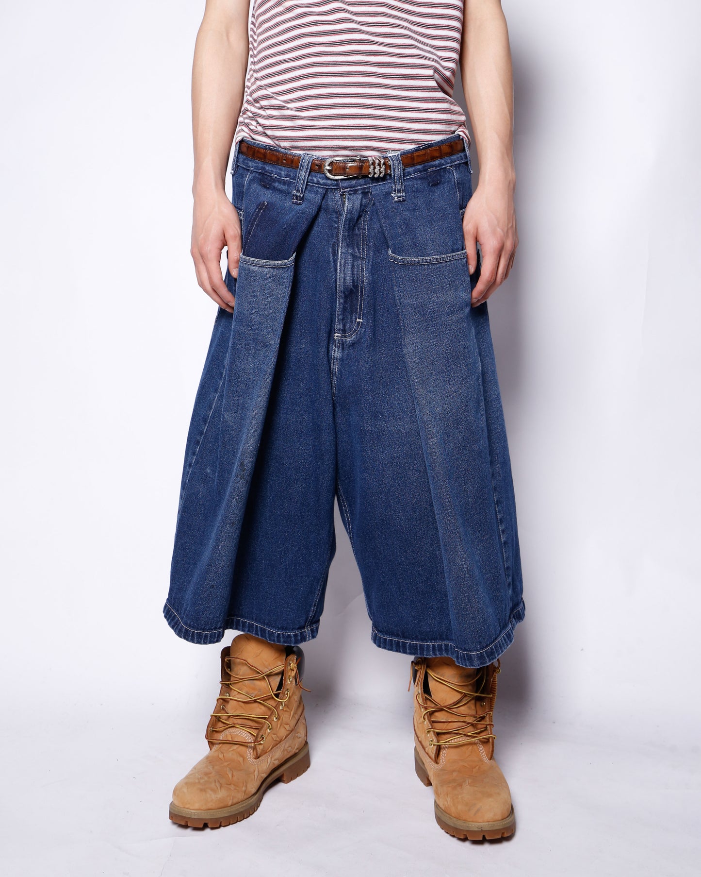 vintage south pole center tuck wide denim shorts
