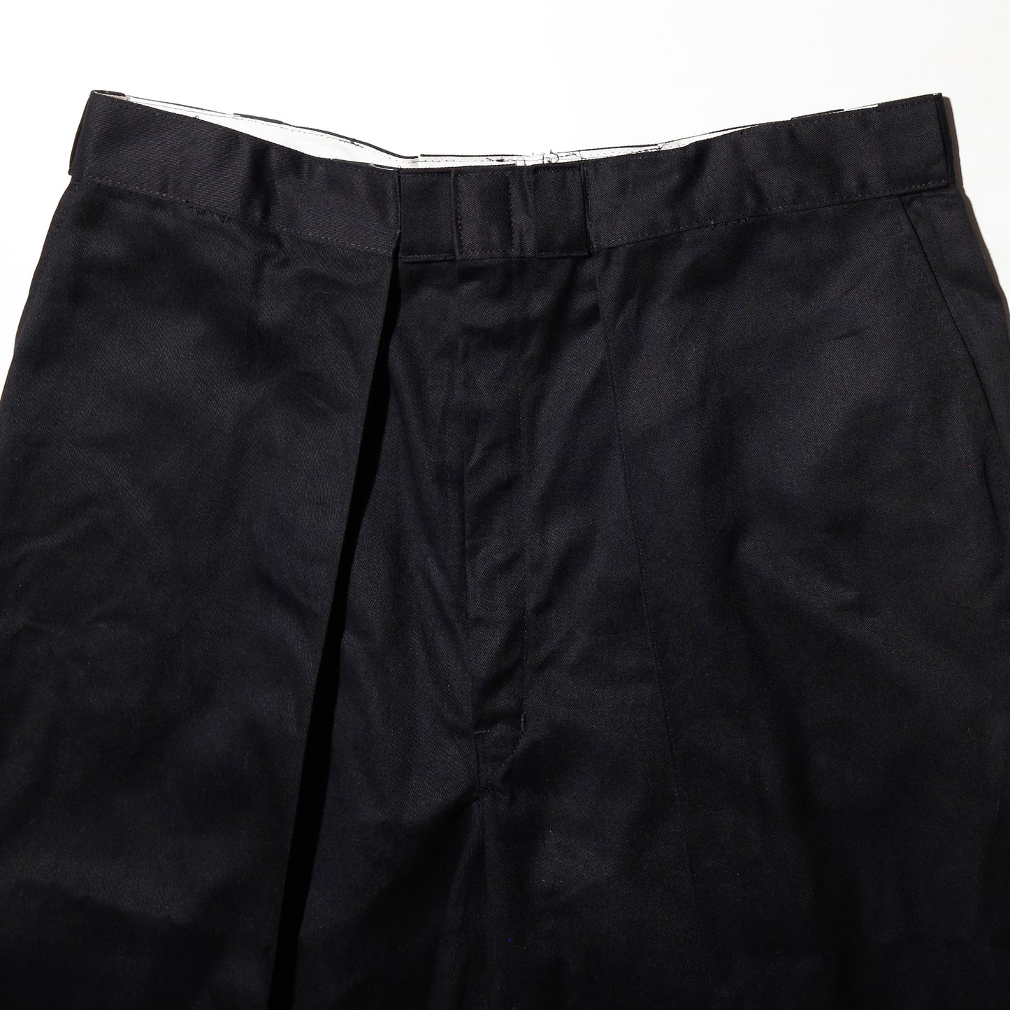 *one-off dickies center tuck shorts