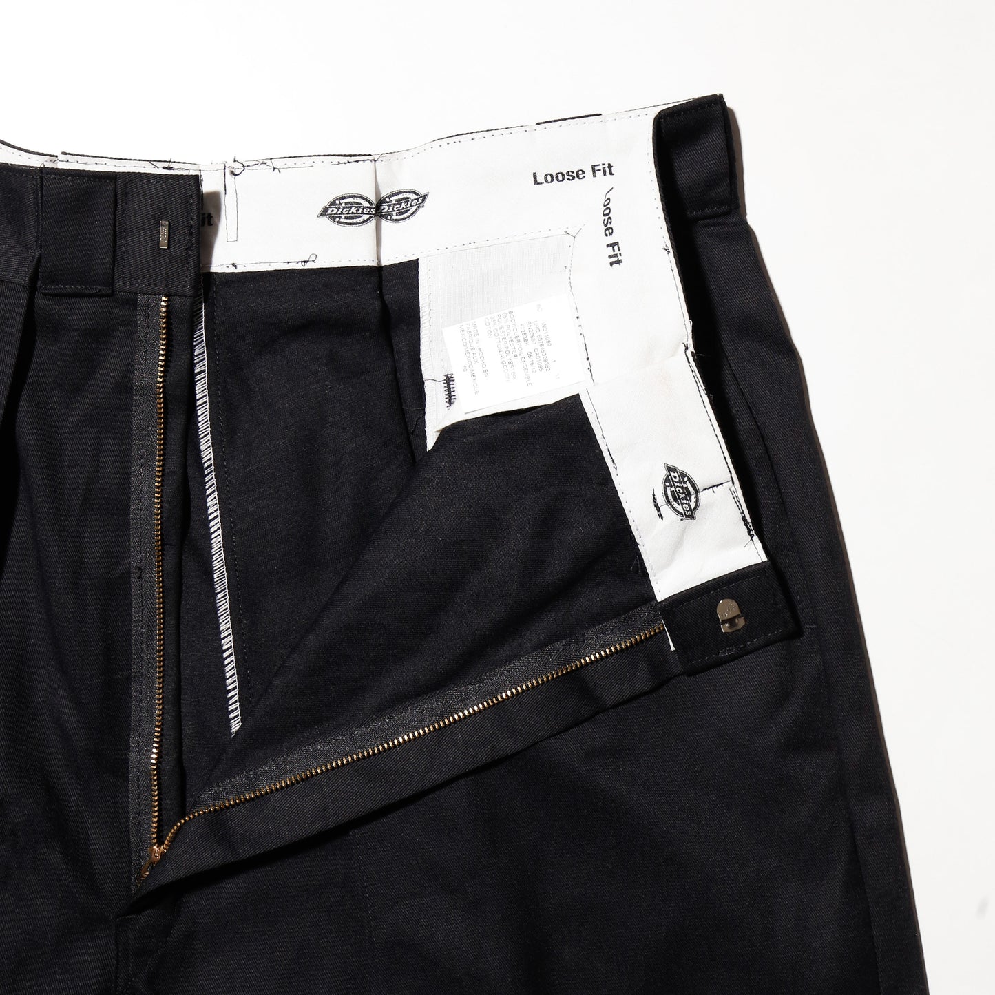 *one-off dickies center tuck shorts