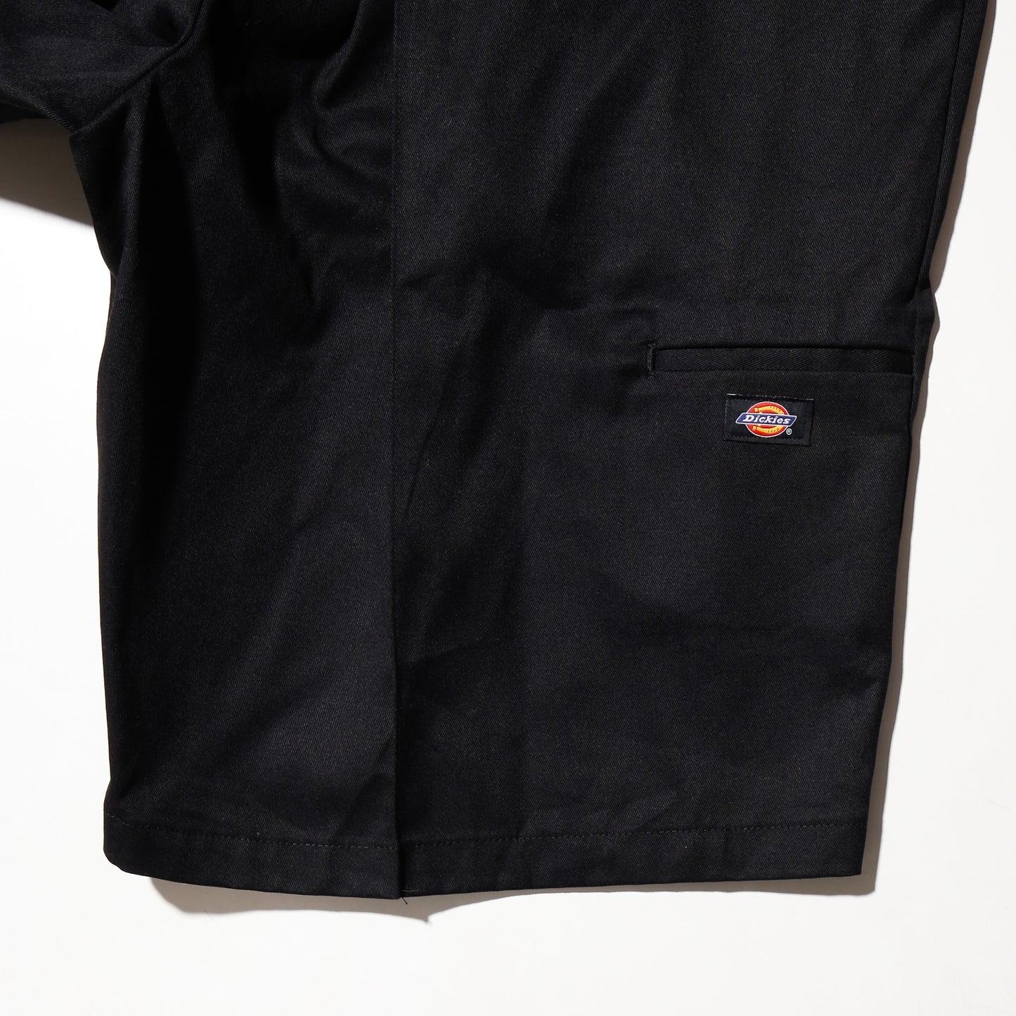 *one-off dickies center tuck shorts