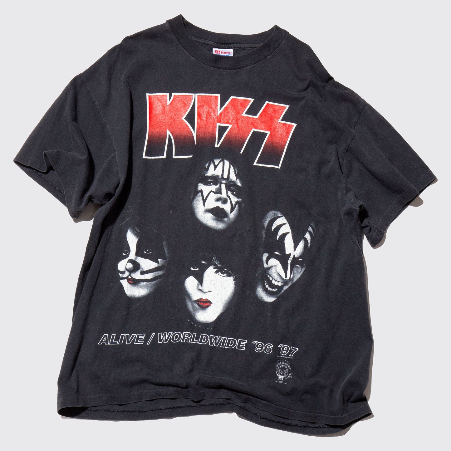 vintage 1996-97's KISS ALIVE/WORLD WIDE TOUR t-shirt