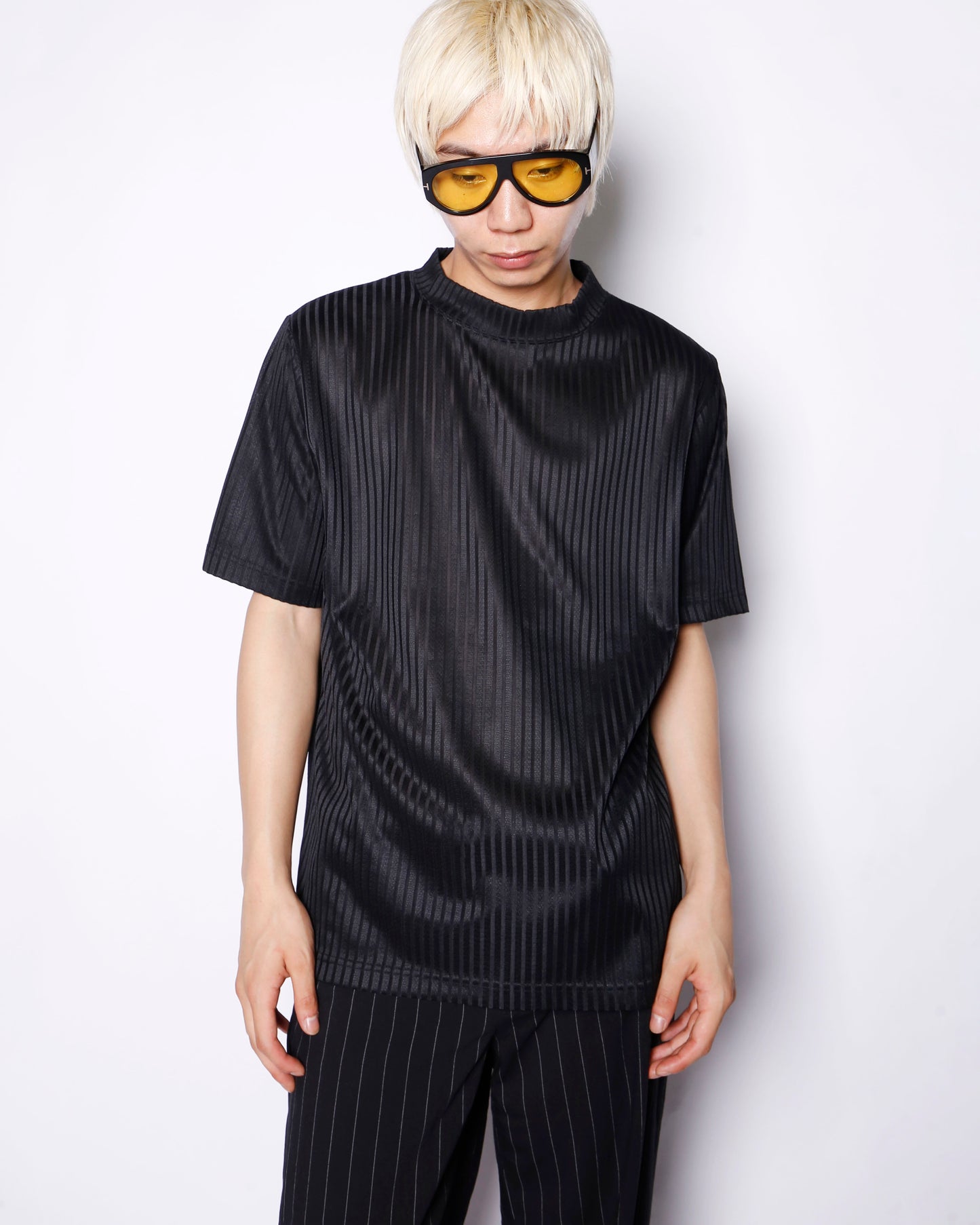 vintage textured stripe moc neck h/s