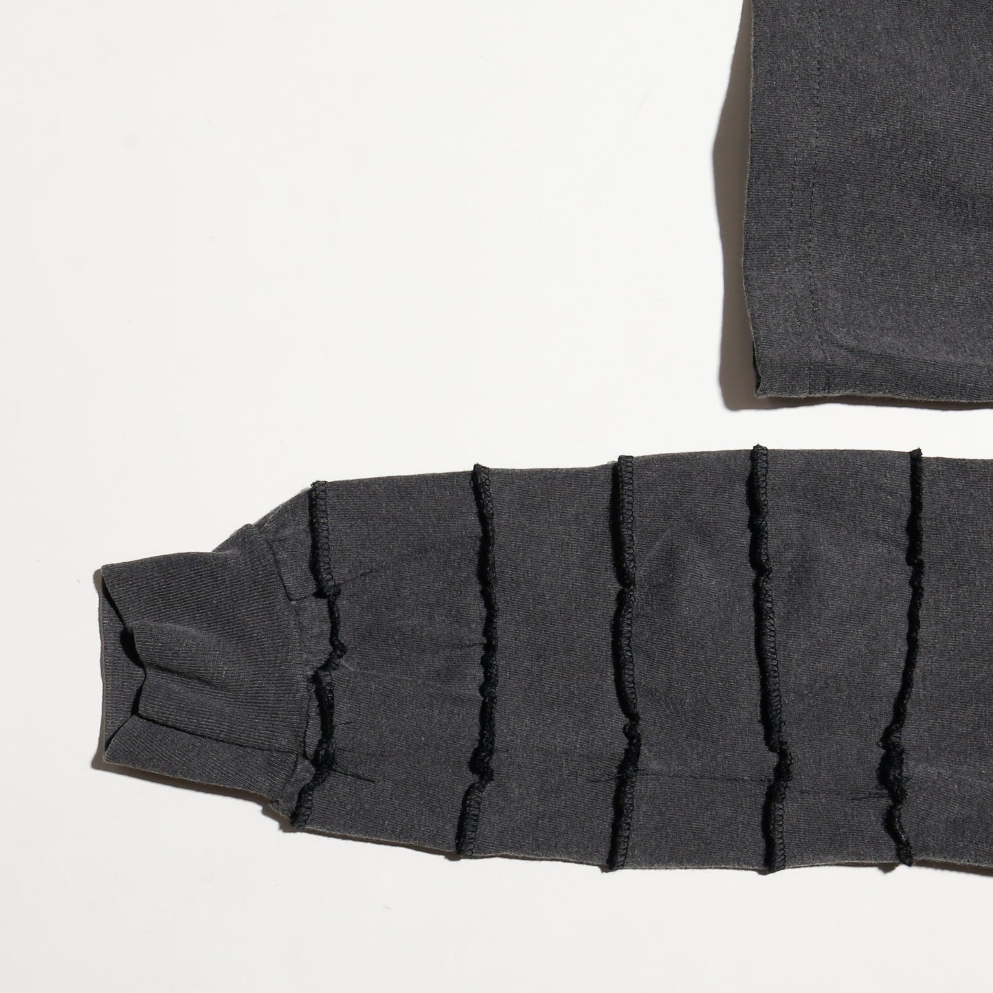 *one-off tsugihagi sleeve l/s - button assemblage