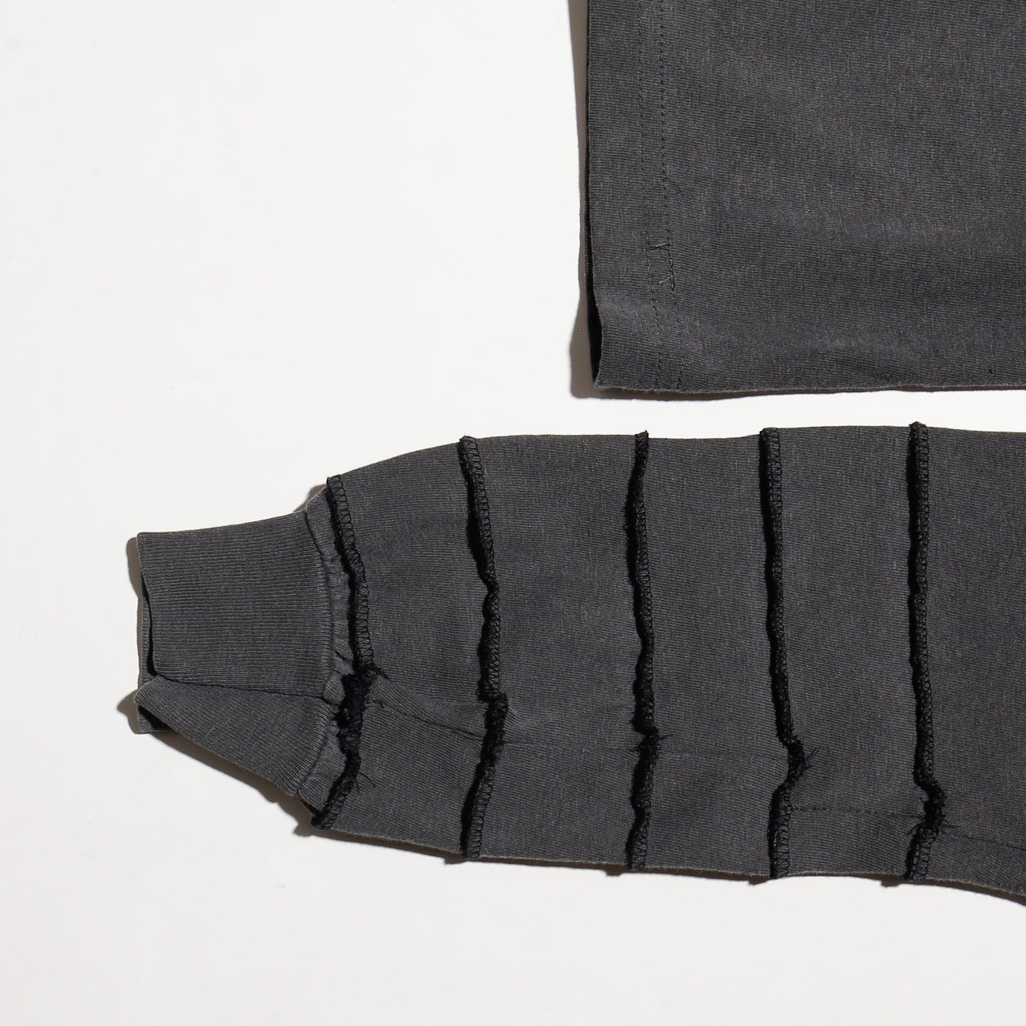 *one-off tsugihagi sleeve l/s - button assemblage
