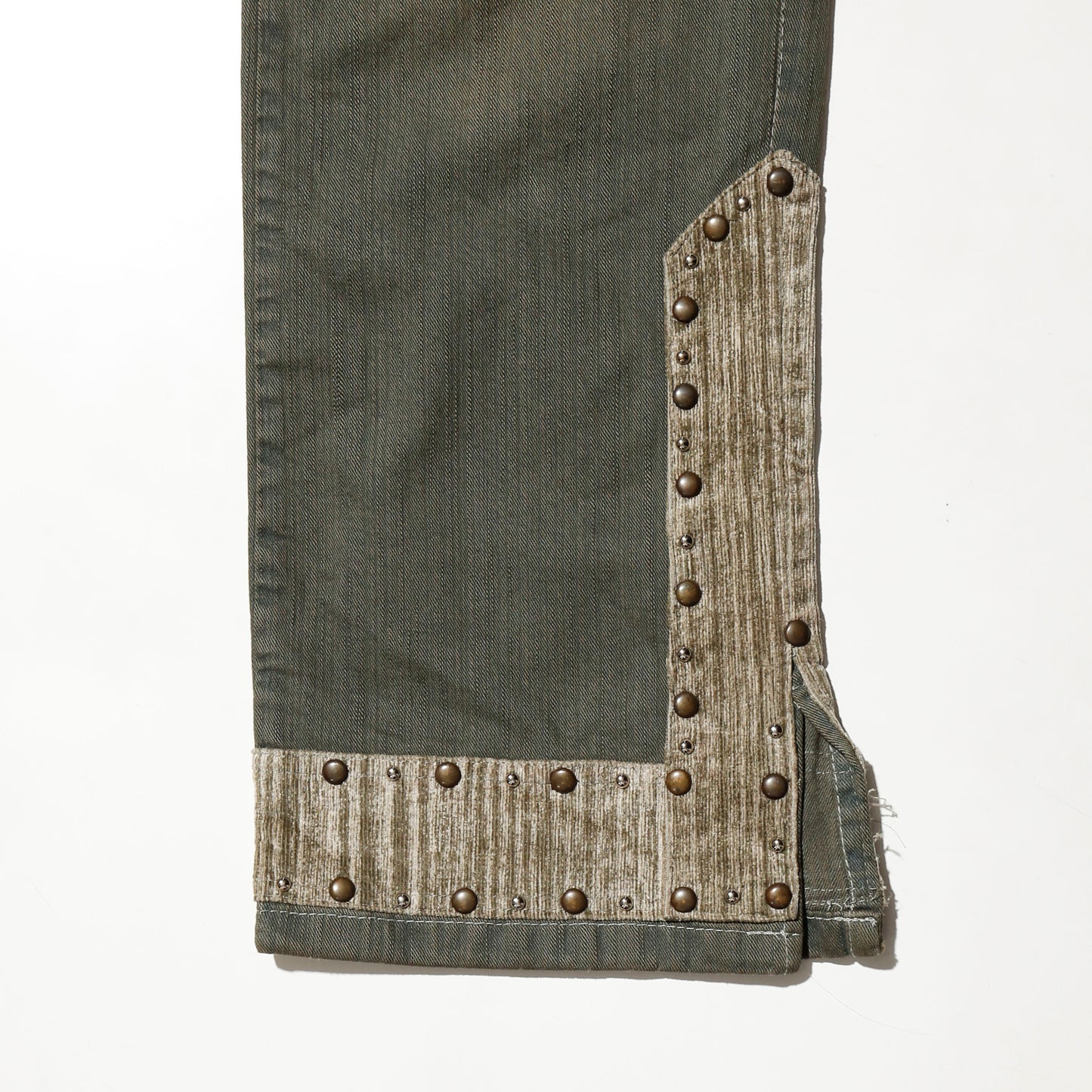 vintage side slit studs dust jeans