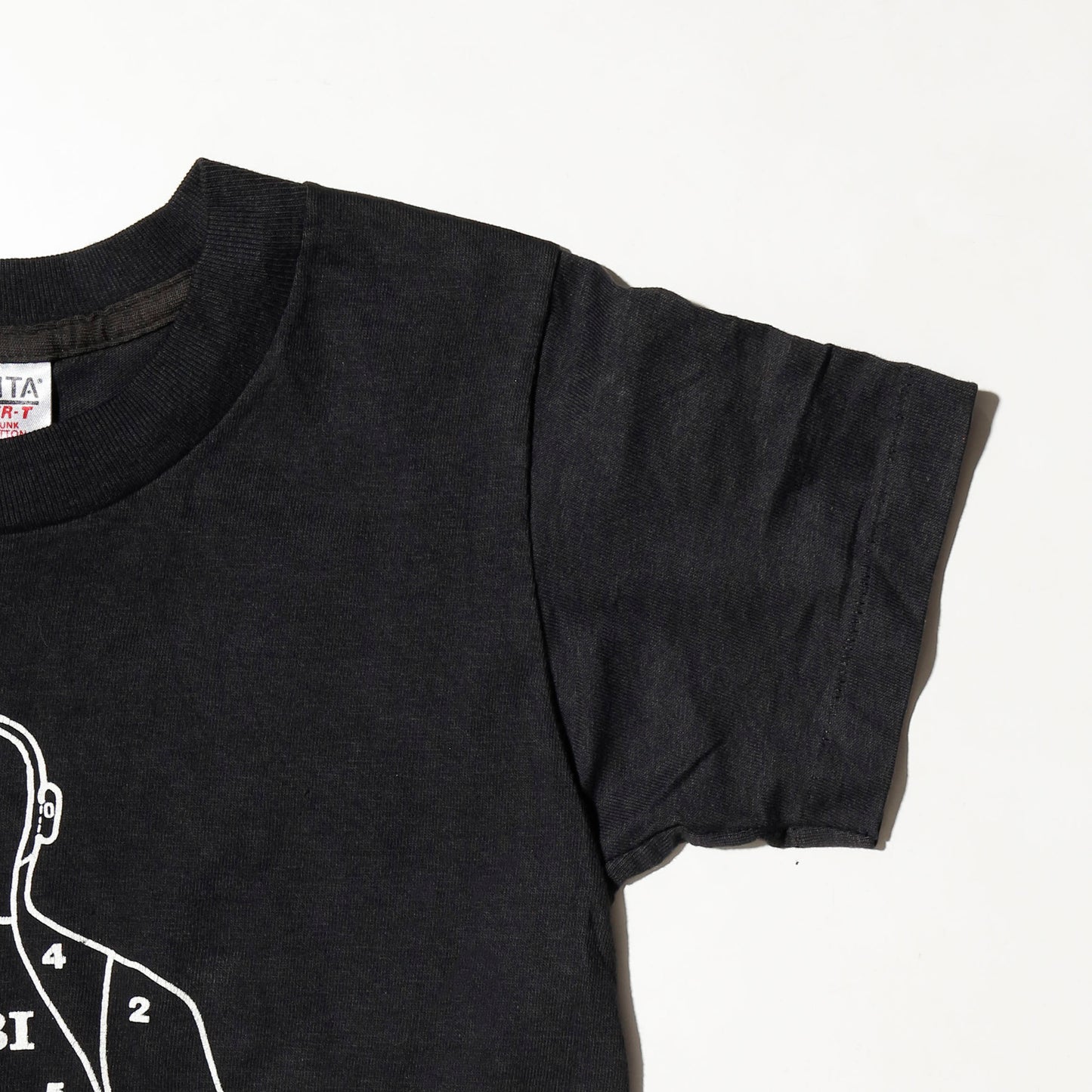 vintage 90's FBI target kids t-shirt