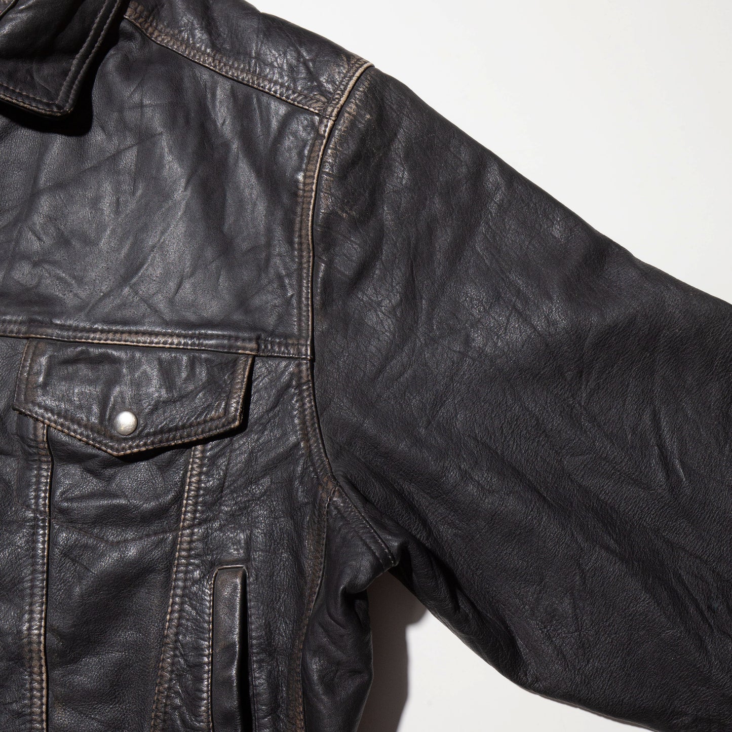 vintage loose leather trucker jacket