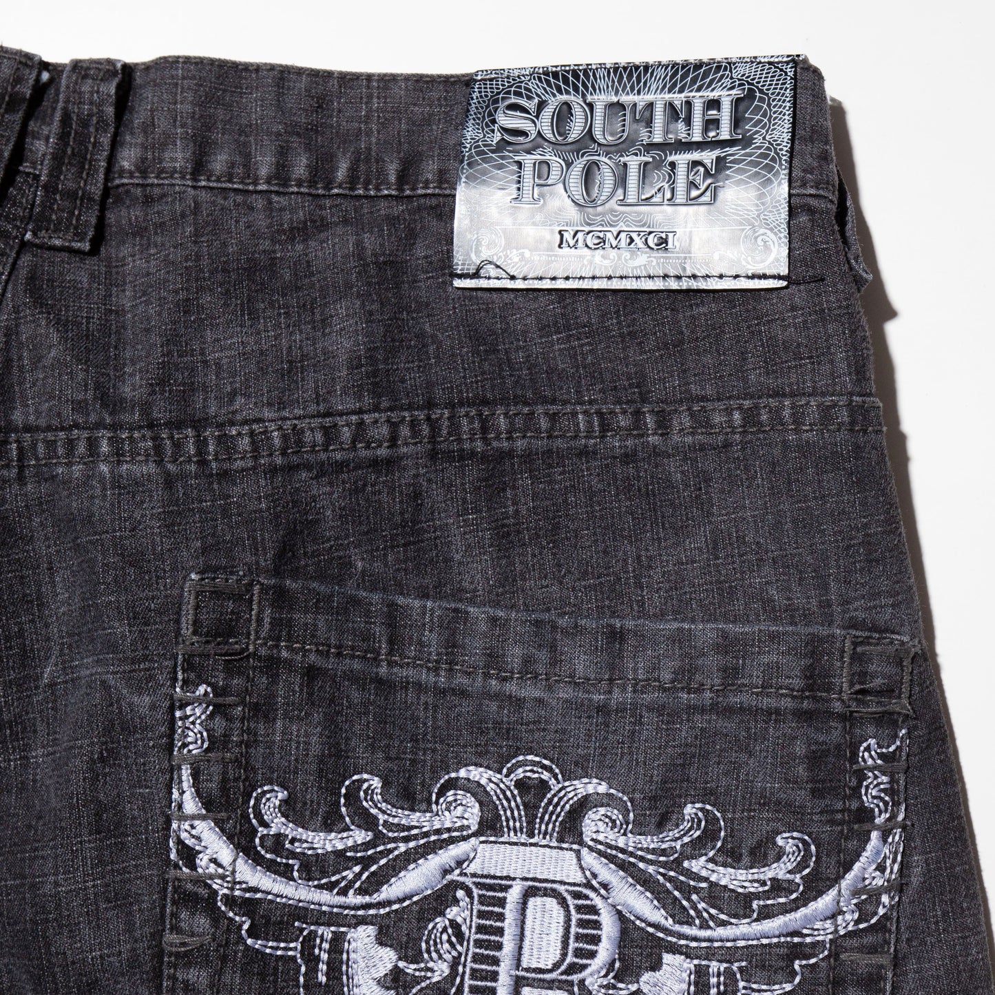 vintage chicano tuck cropped baggy shorts
