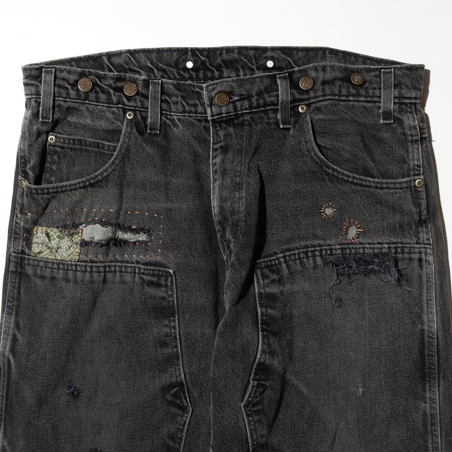 *one-off repaired double knee painter jeans