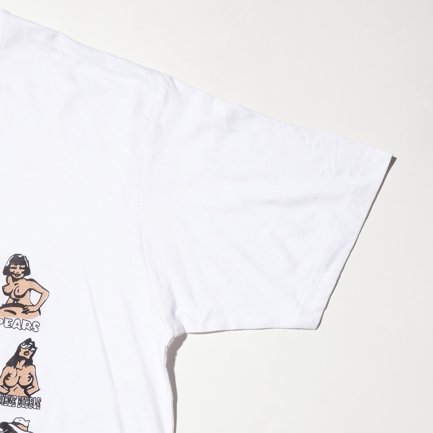 vintage 90-00's tits t-shirt