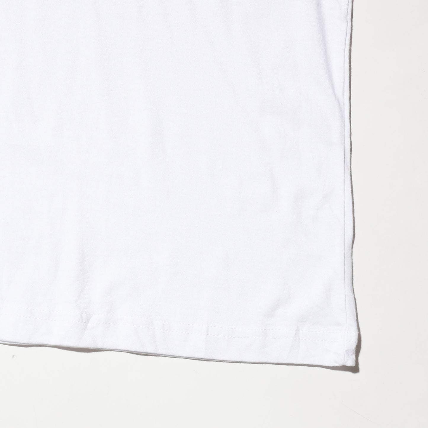 vintage 90-00's tits t-shirt