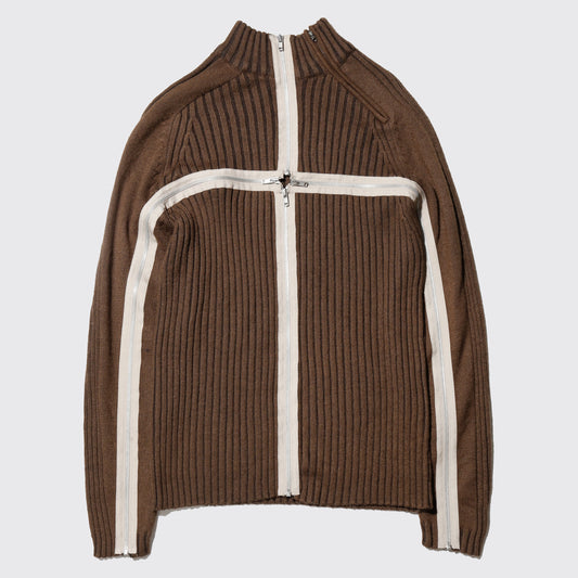 *one-off cross zip sweater