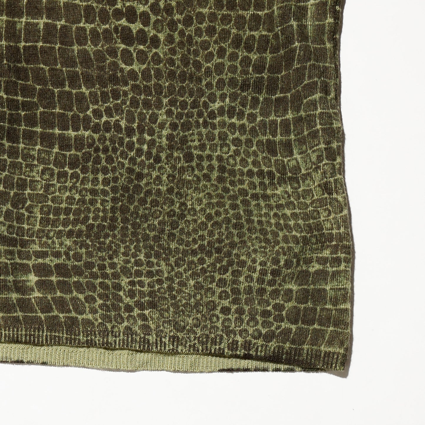 vintage croc pattern sweater