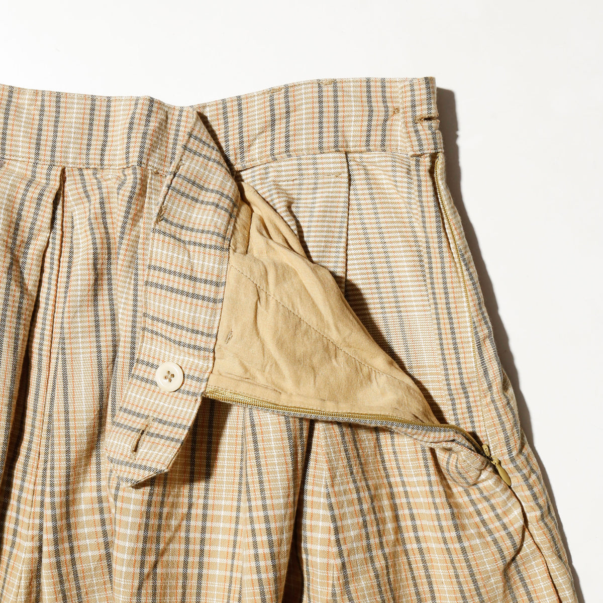 vintage check pleats jumbo bermuda shorts