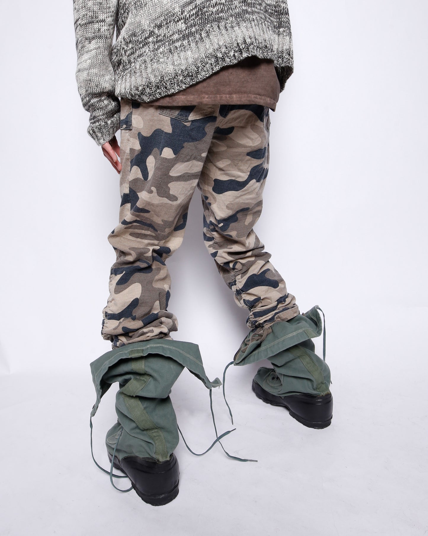 vintage shirring low rised desert camo trousers