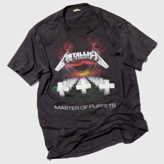 vintage 1987's Metallica "Master Of Puppets" t-shirt