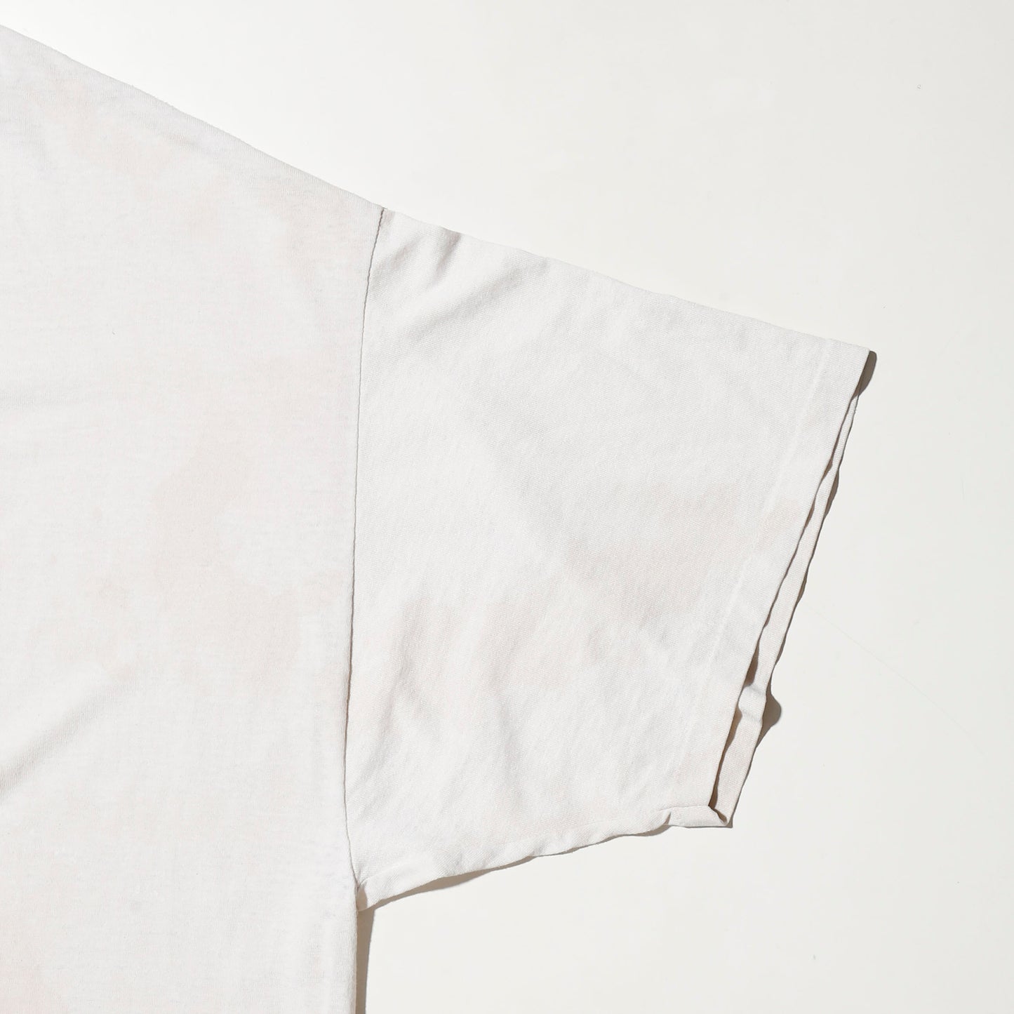 vintage 90's gentleman's club broken t-shirt