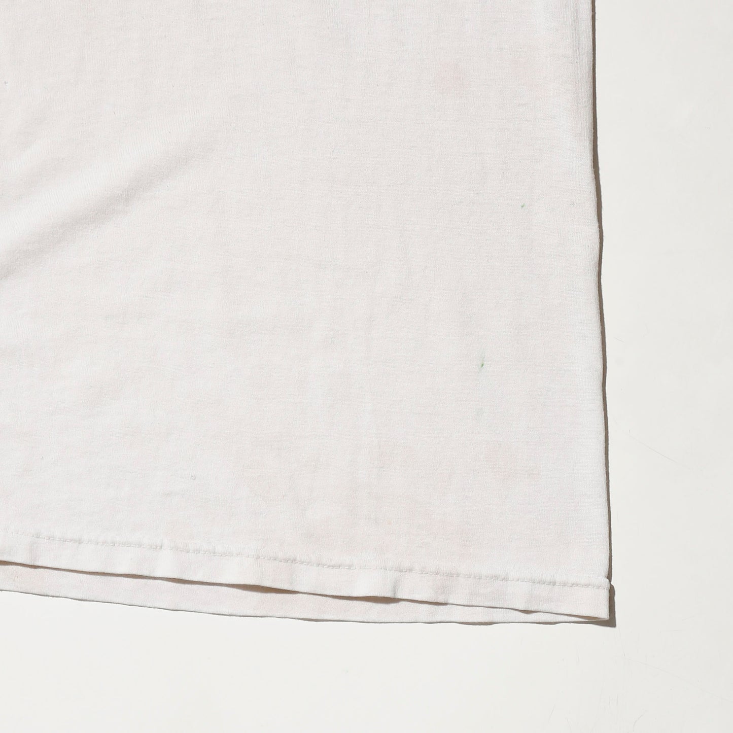 vintage 90's gentleman's club broken t-shirt