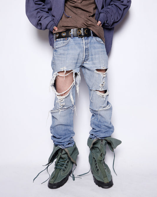 vintage euro 90-00's levi's 501 crush jeans
