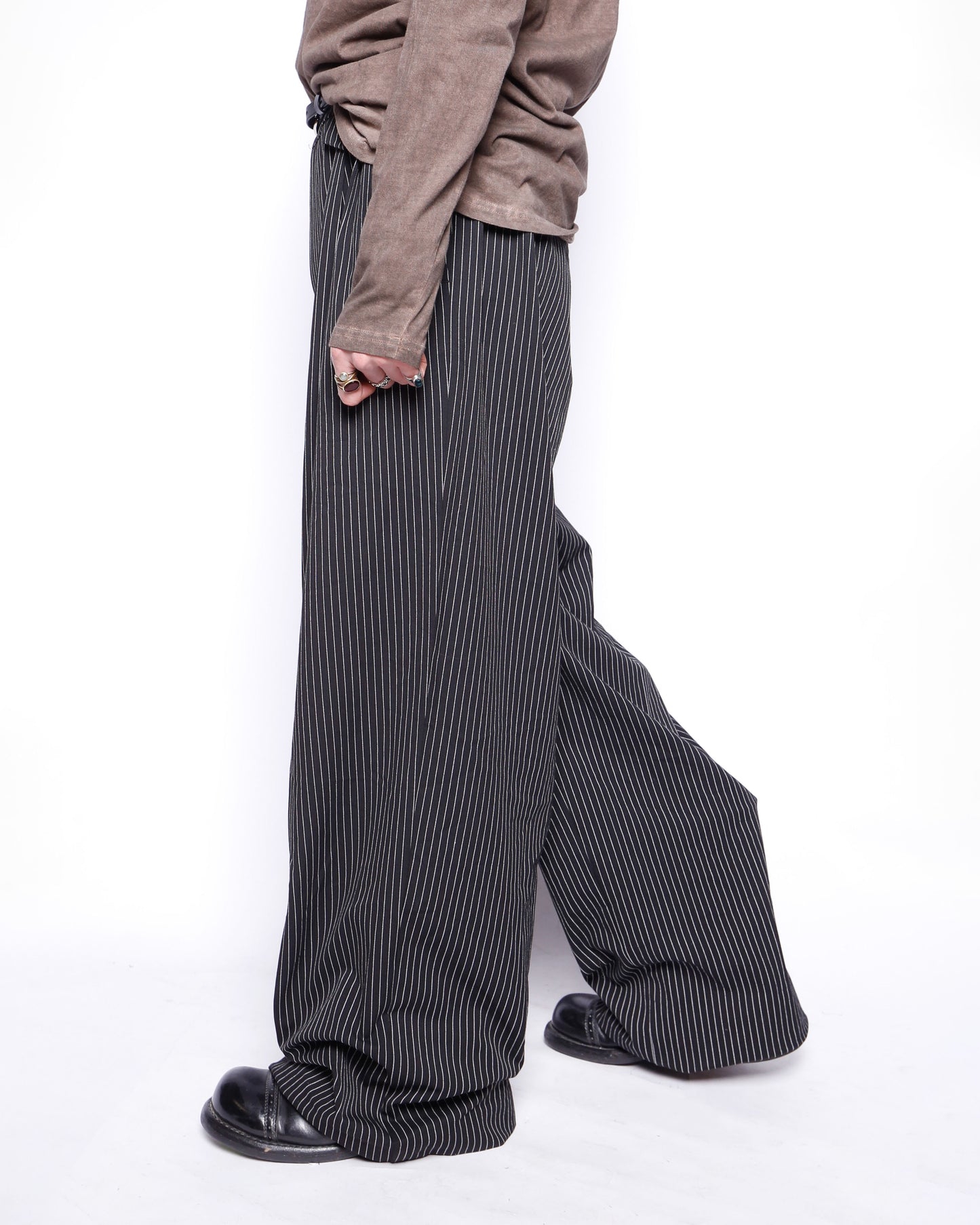 vintage tucked stripe wide slacks