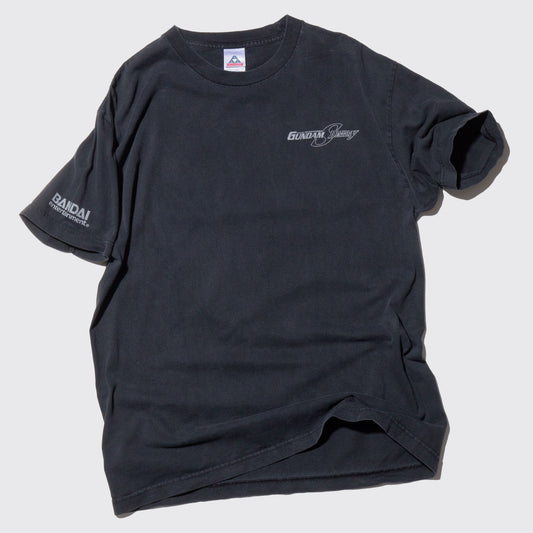 vintage 00’s Gundam Seed Destiny t-shirt