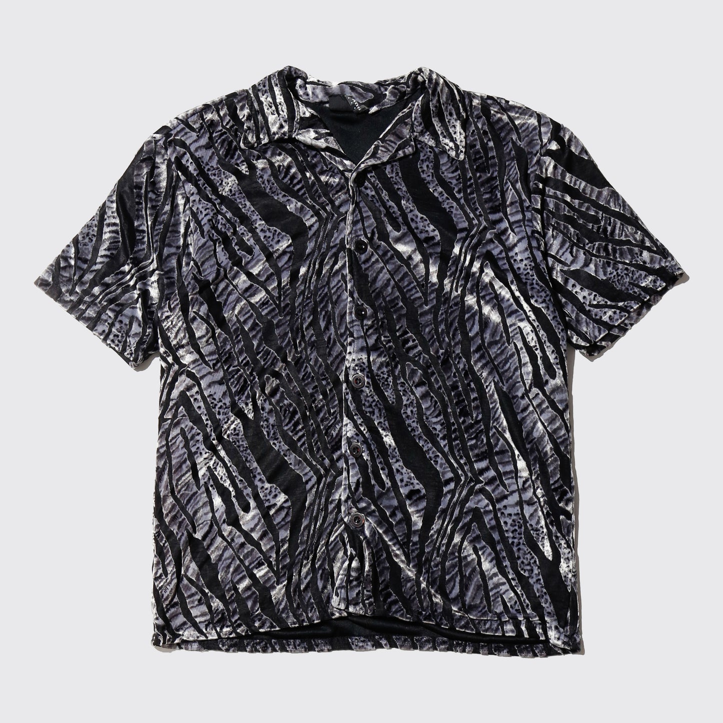 vintage zebra textured velour h/s shirt