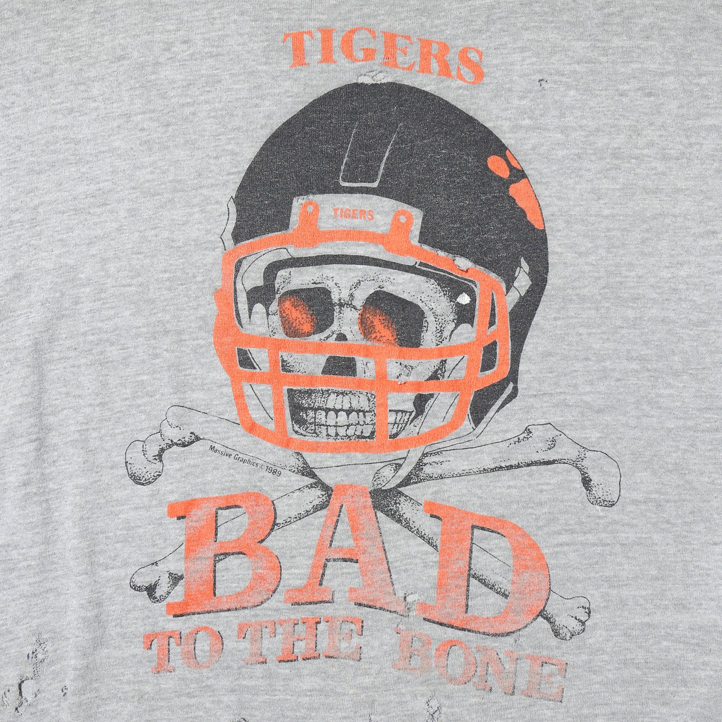 *one-off 1989's tigers "bad to the bone" broken t-shirt