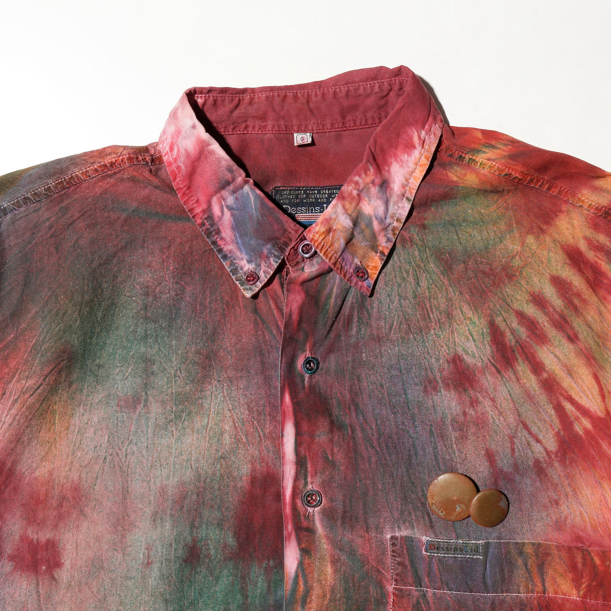 vintage volcano loose shirt, with copper badge