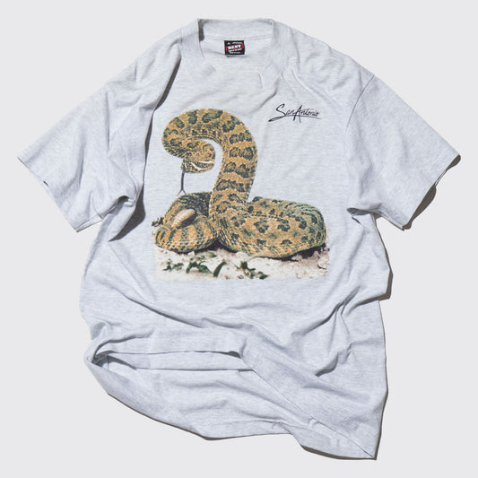 vintage 90's snake pass t-shirt