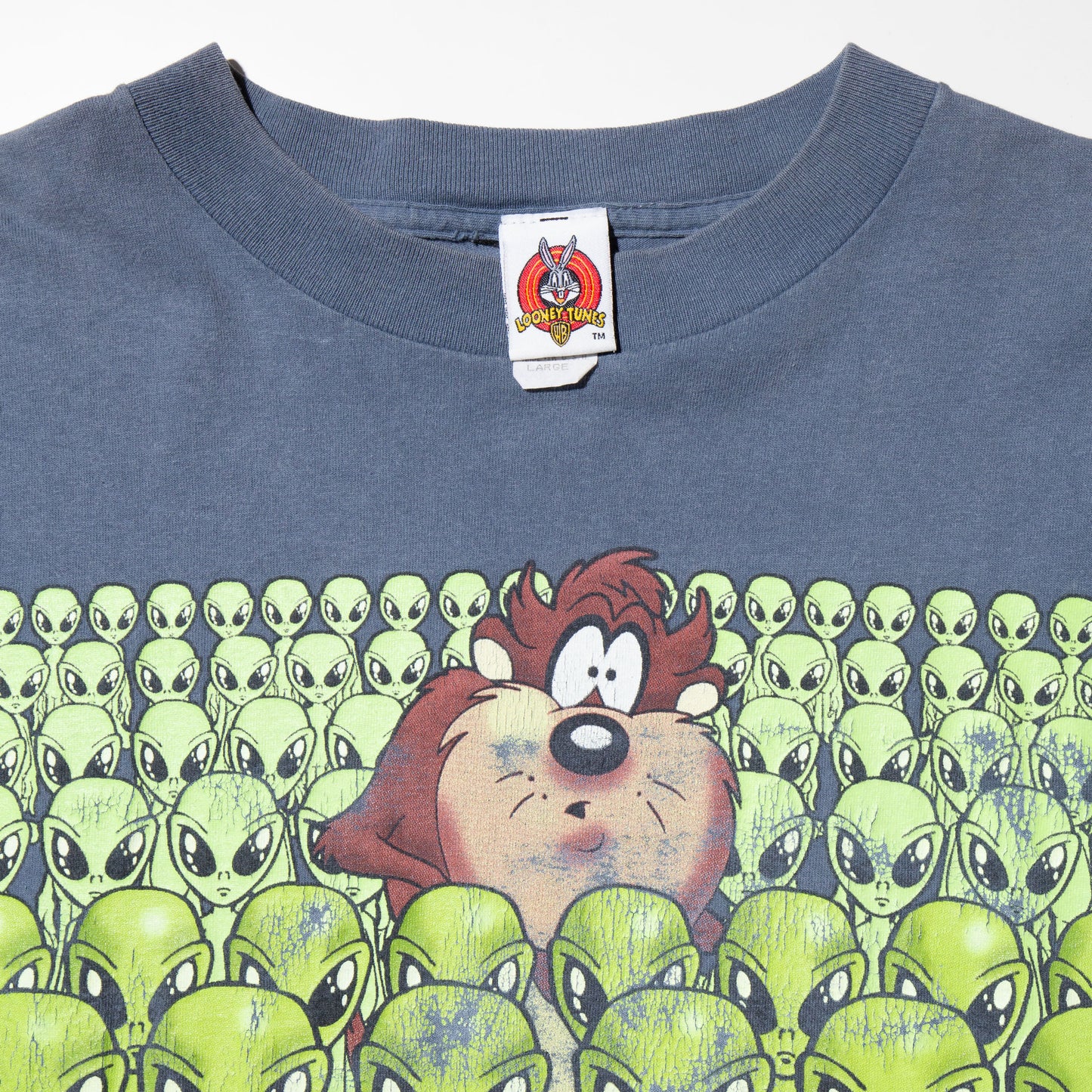 vintage 90's taz alien t-shirt