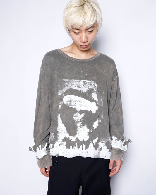 *one-off "the world is yours" hand screen l/s