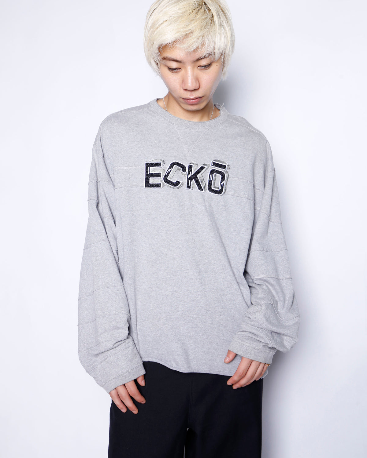 vintage 00's Eckō unltd rebuild l/s t-shirt