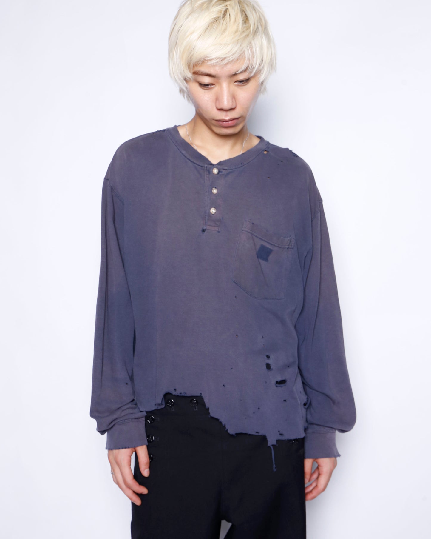 *one-off broken henry neck cut sew