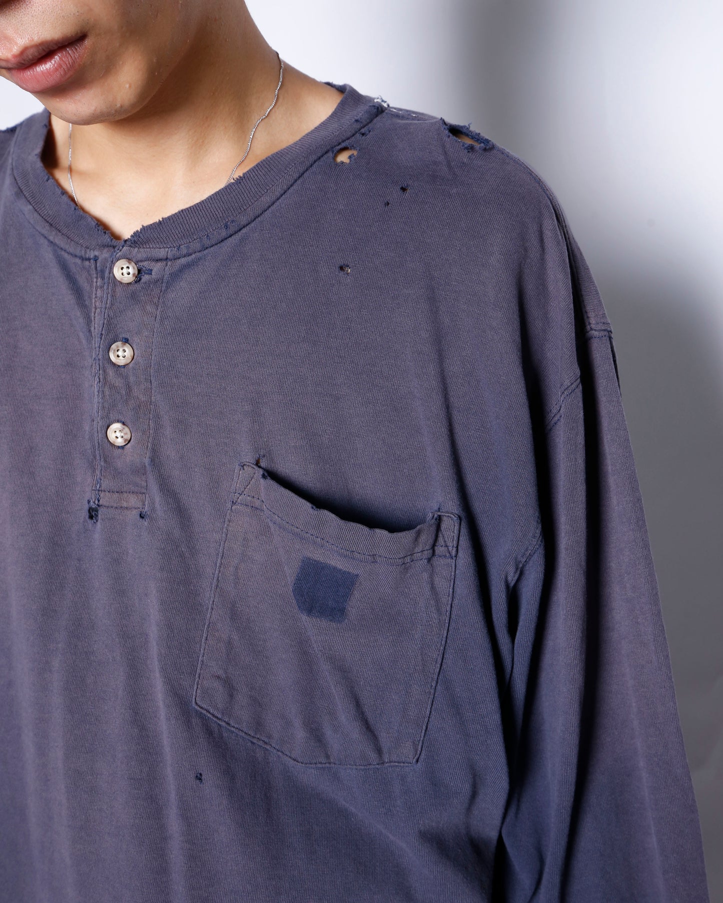 *one-off broken henry neck cut sew