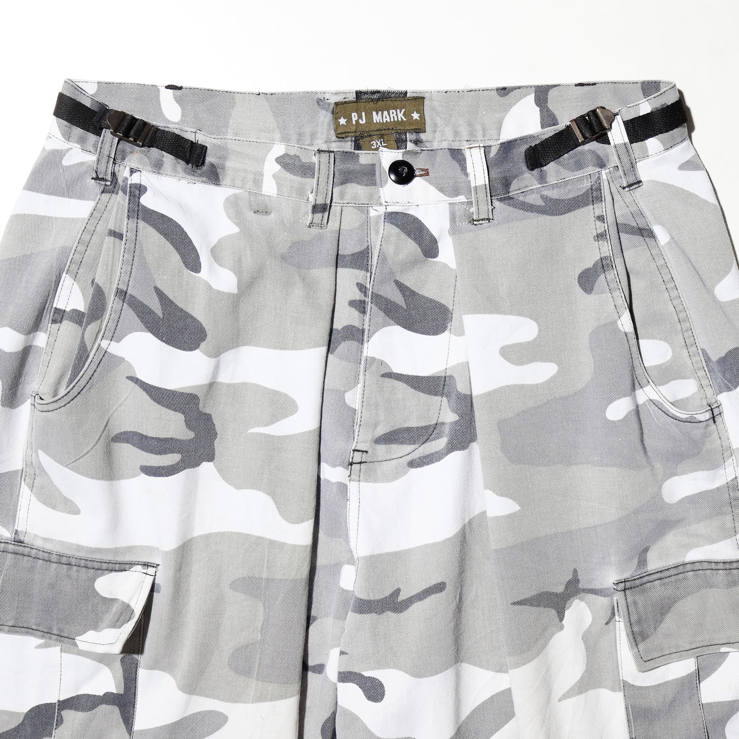 vintage city camo cargo shorts