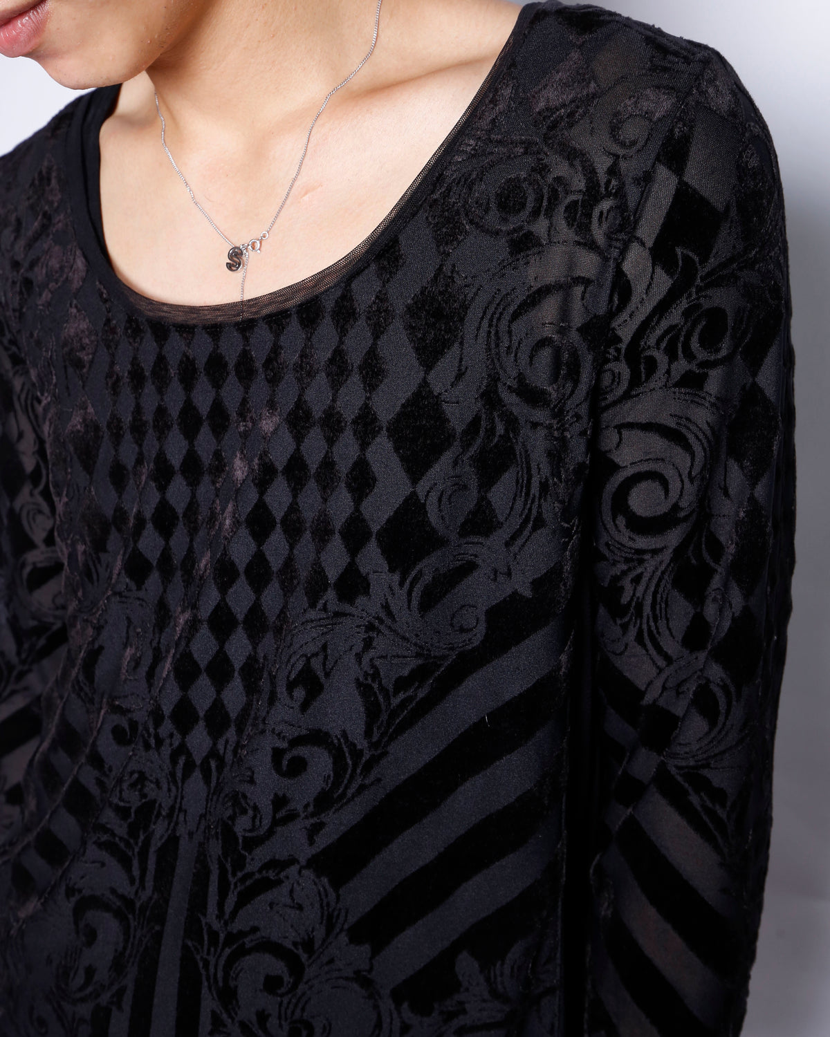 vintage baroque sheer cut sew