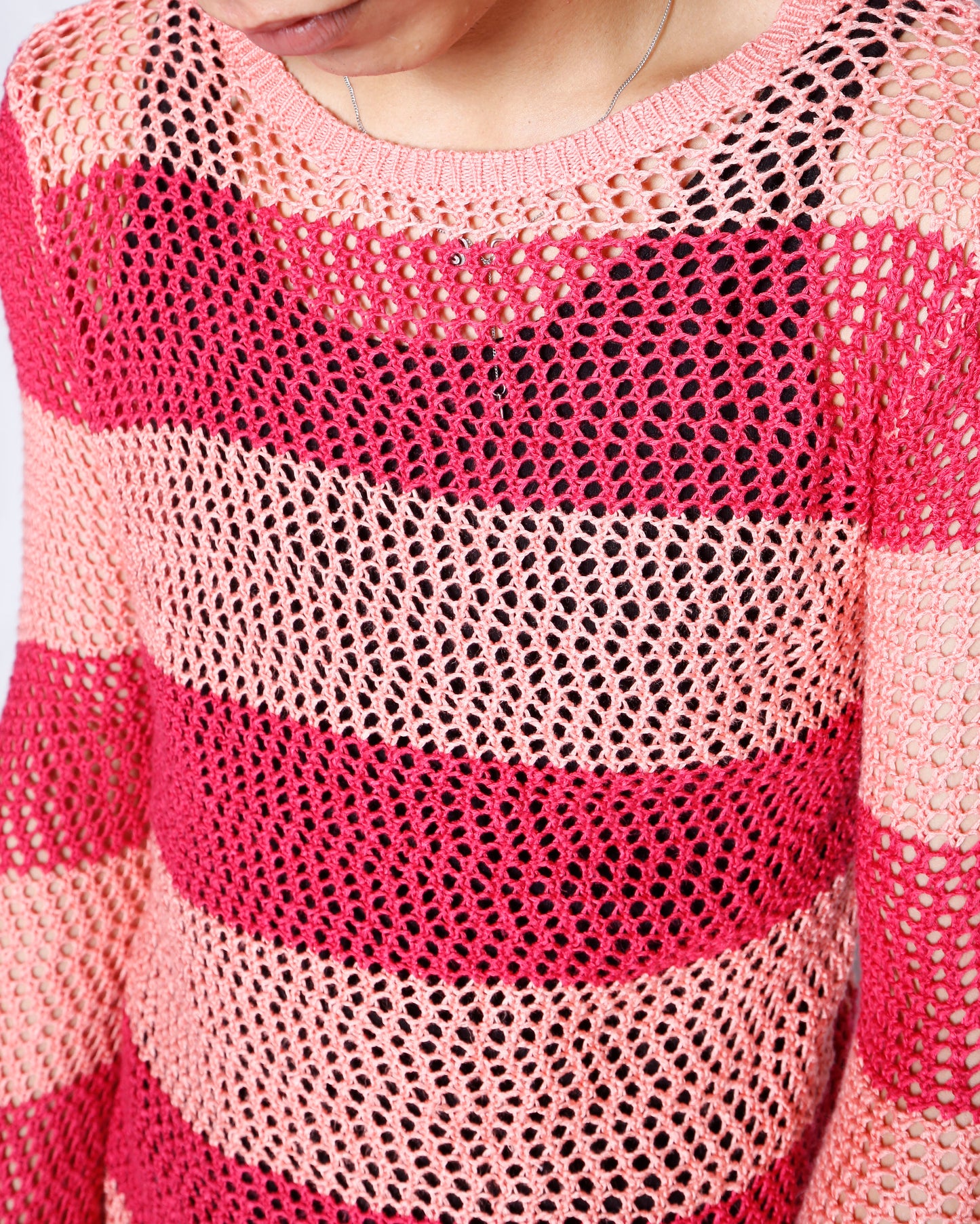 vintage guess border fish net cut sew