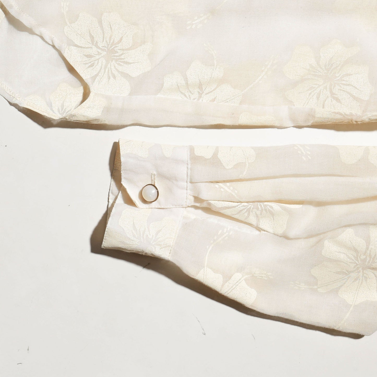 vintage hibiscus shirt