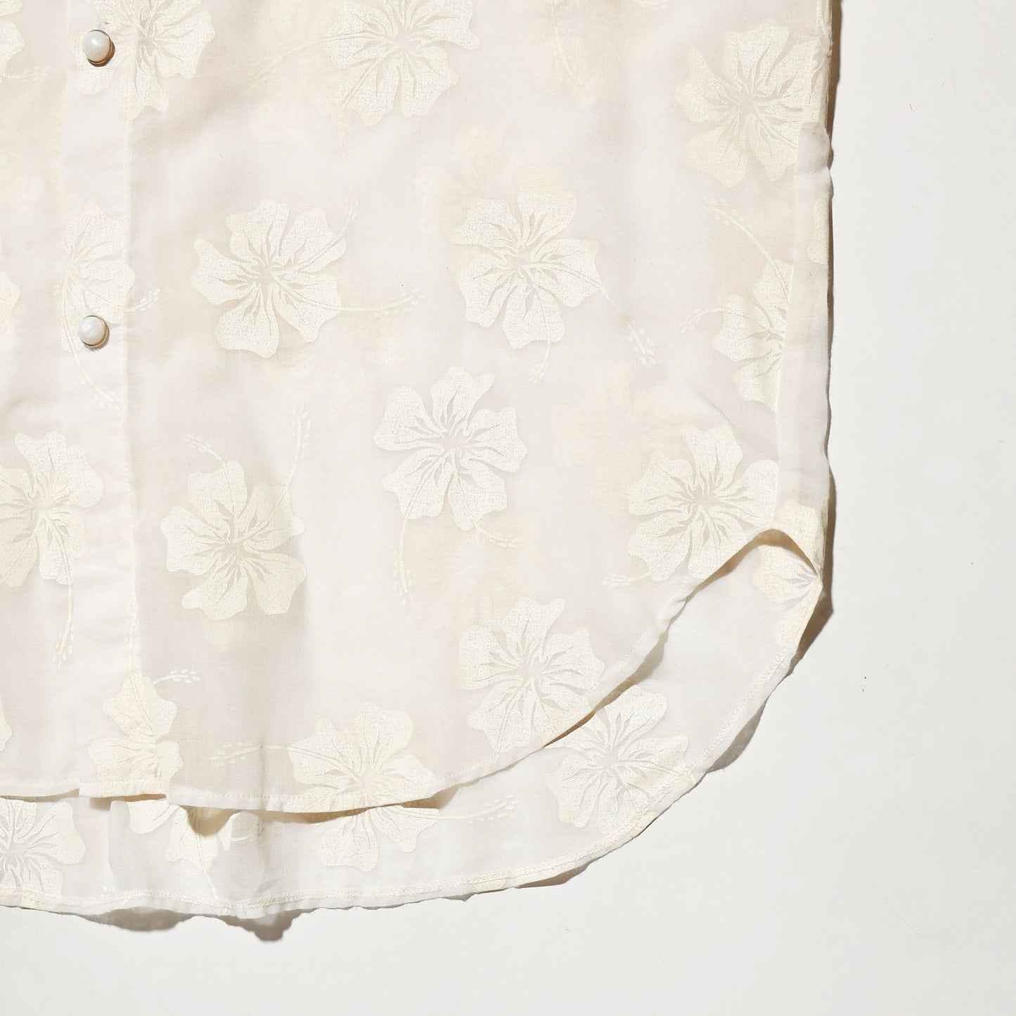 vintage hibiscus shirt