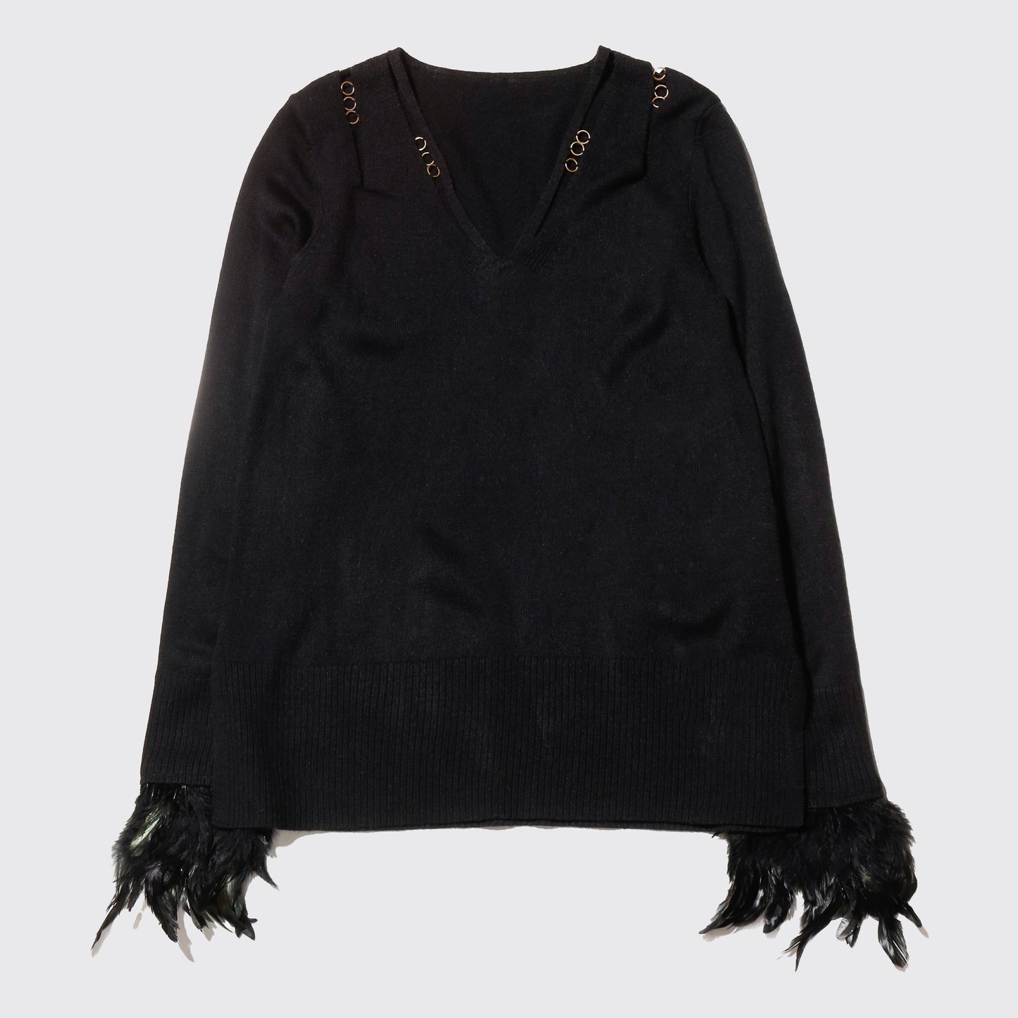 vintage feather cuffs ring decollete sweater